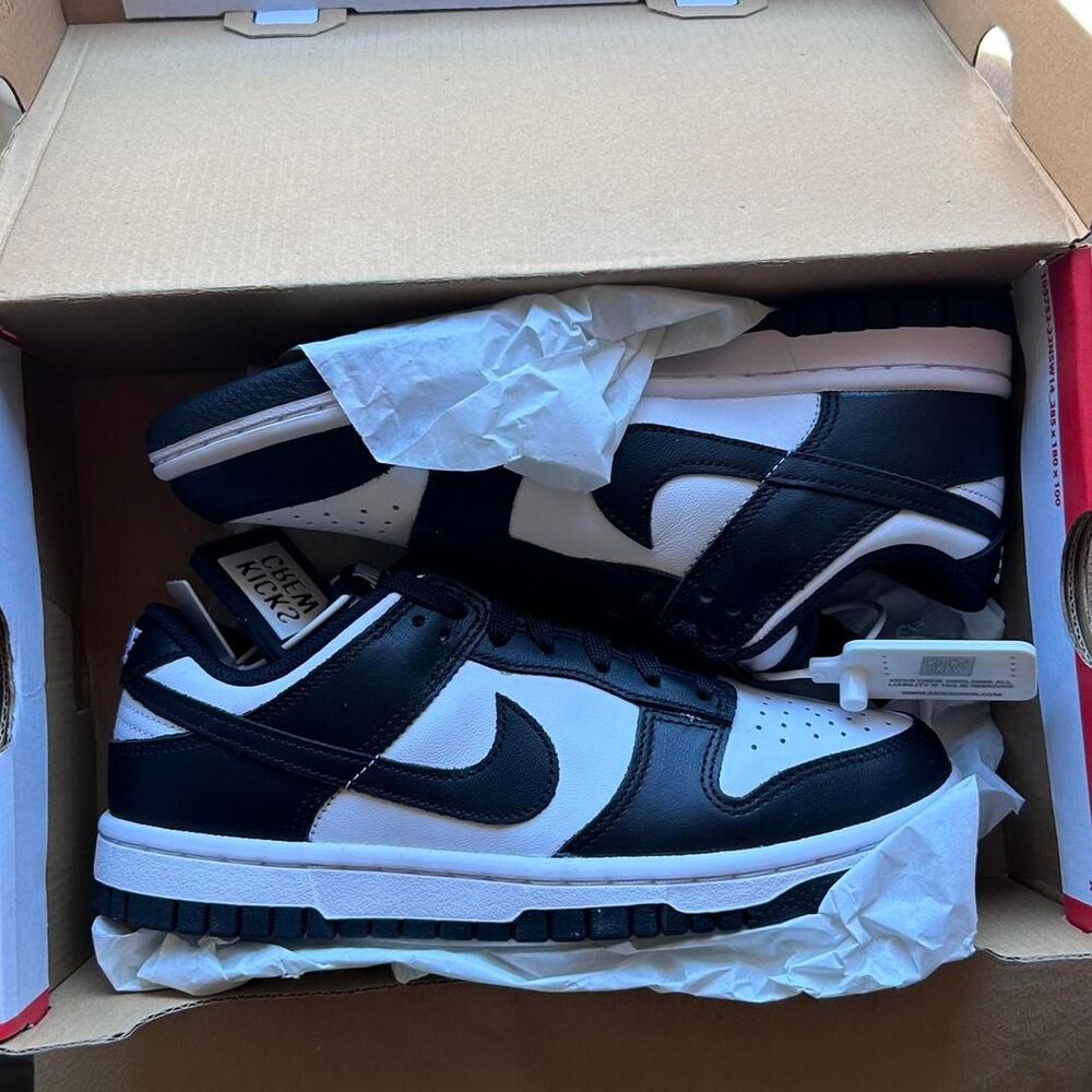 Nike Women's White and Black Dunks